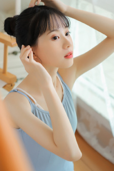 女机械人